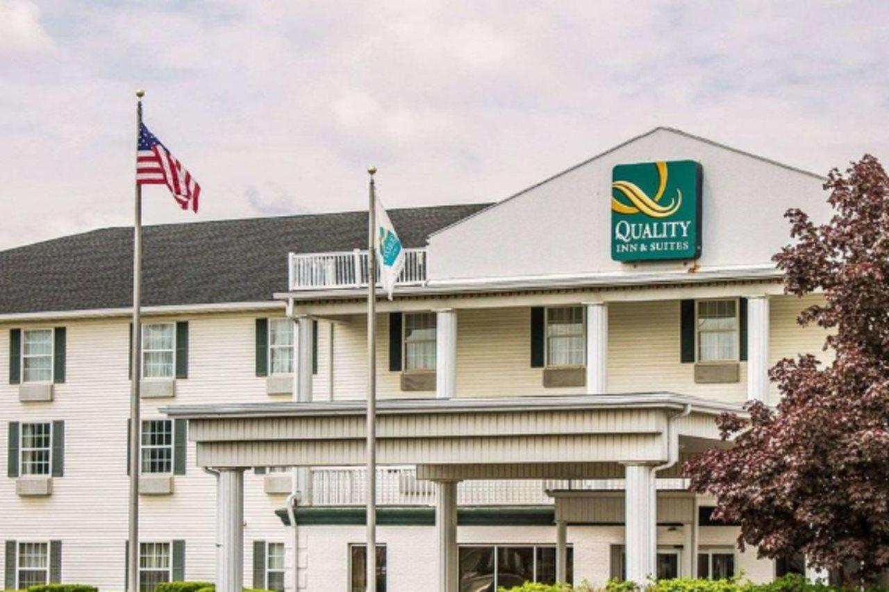 Quality Inn&Suites Bellville - Mansfield Eksteriør bilde
