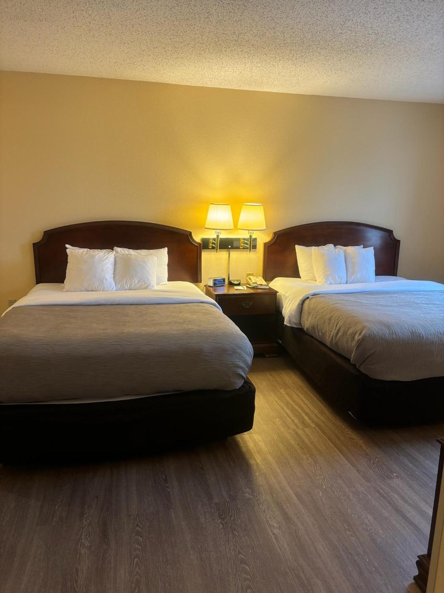 Quality Inn&Suites Bellville - Mansfield Eksteriør bilde