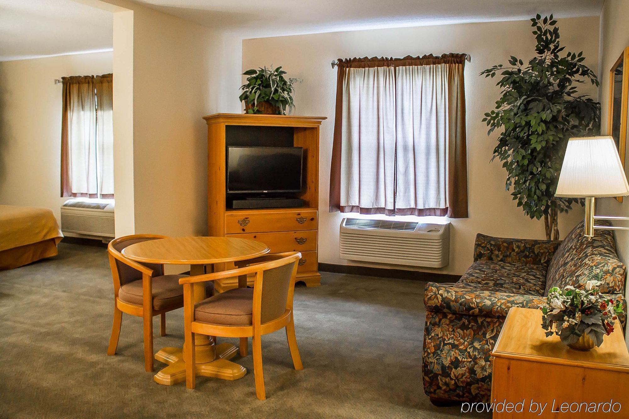 Quality Inn&Suites Bellville - Mansfield Eksteriør bilde