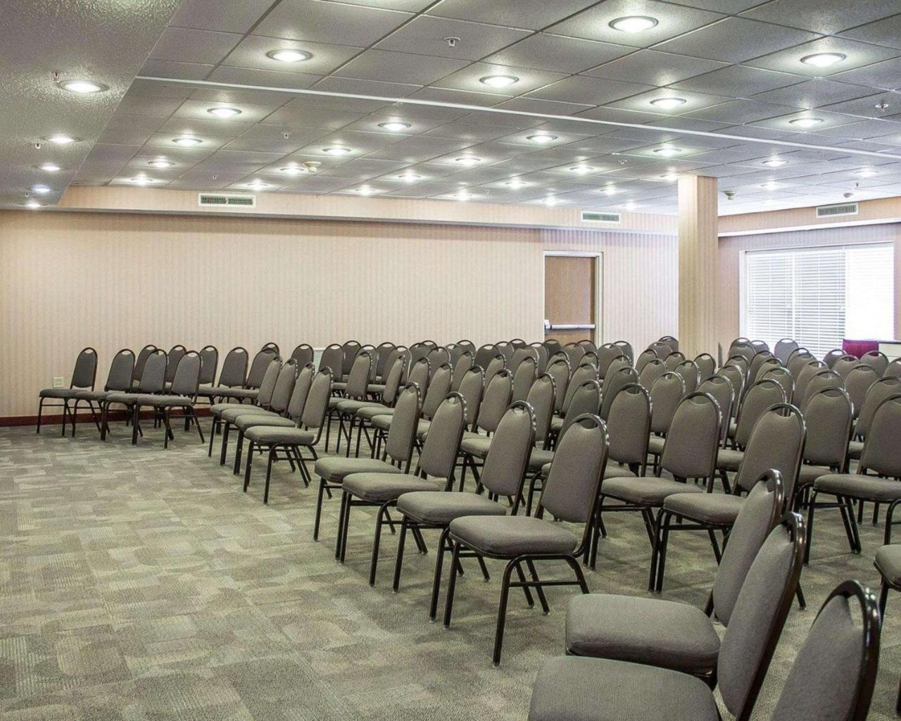 Quality Inn&Suites Bellville - Mansfield Eksteriør bilde